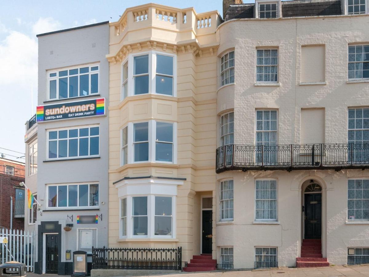 5 Bed In 86551 Holiday home Margate
