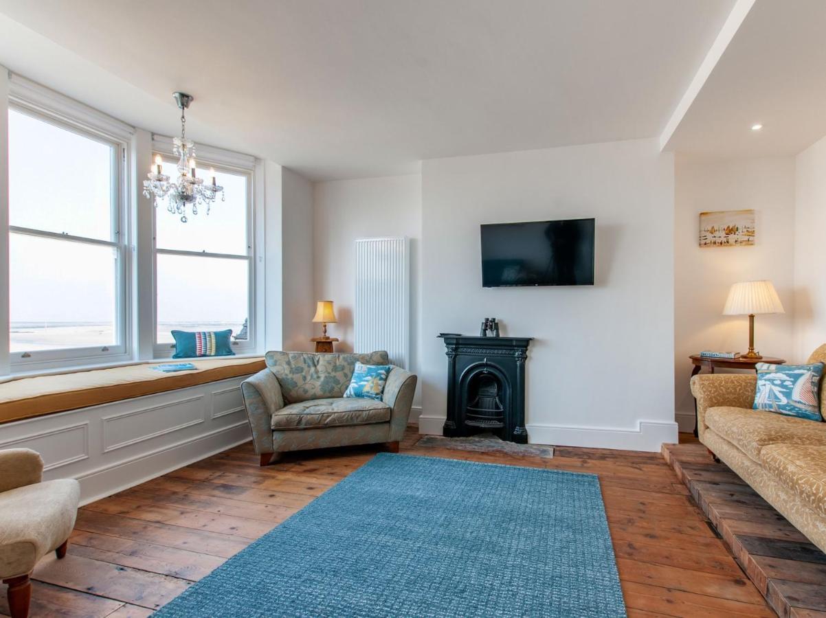 Holiday home 5 Bed In 86551
